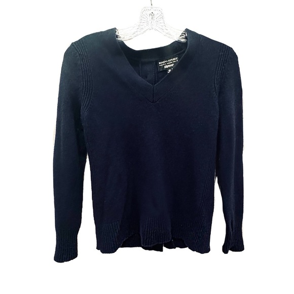 Banana Republic “flipucci”  navy blue button back detail pullover sweater  ❤️ - Picture 2 of 6